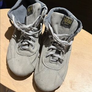 Women's Gray Dance Sneakers